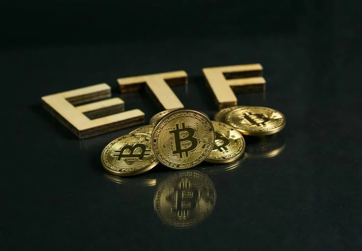SEC's Approval Window for 12 Bitcoin Spot ETF Applications to Open Tomorrow | Bitcoinsensus main
